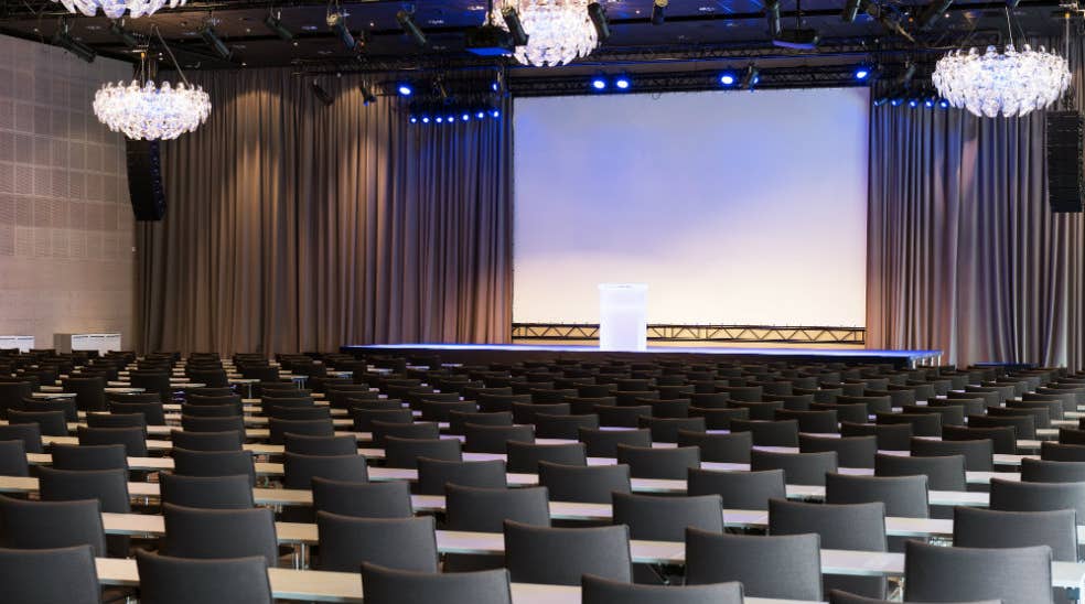 Konferensrum Troldsalen med plats för 1080 personer på Quality Hotel Edvard Grieg i Bergen i Norge
